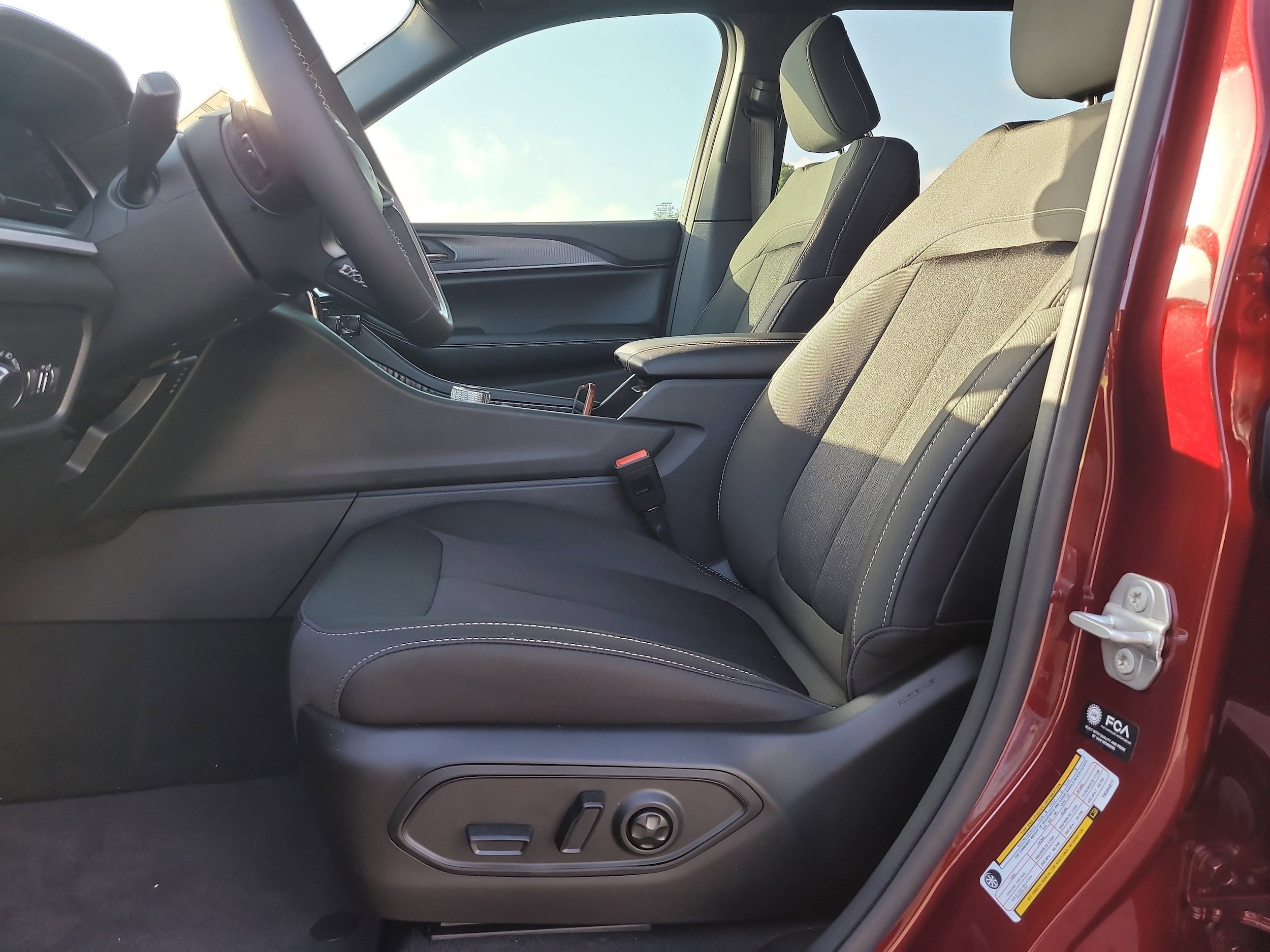 New 2026 Jeep Grand Cherokee L Laredo RWD image 15