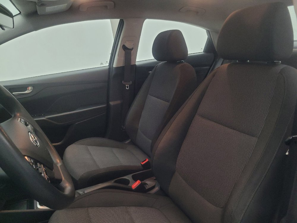 Used 2021 Hyundai Accent SE FWD image 17