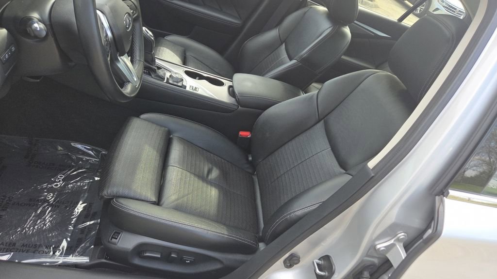 Used 2019 INFINITI Q50 Signature Edition w/ Cargo Package (L96) image 31