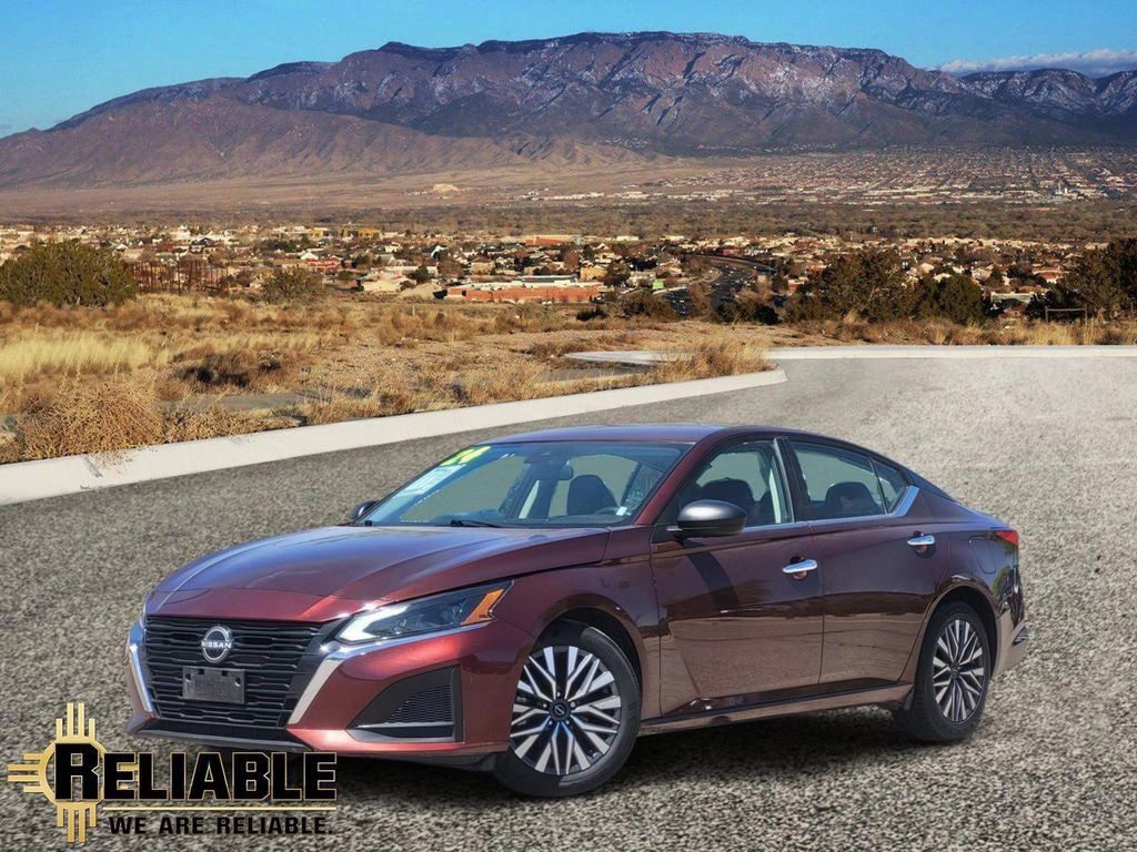 Used 2024 Nissan Altima 2.5 SV FWD video 1