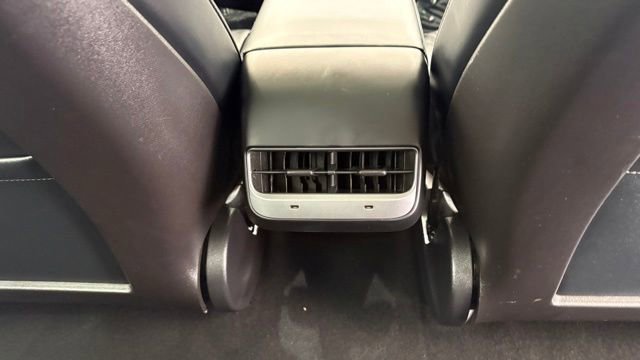 Used 2020 Tesla Model 3 Long Range AWD/4WD image 26