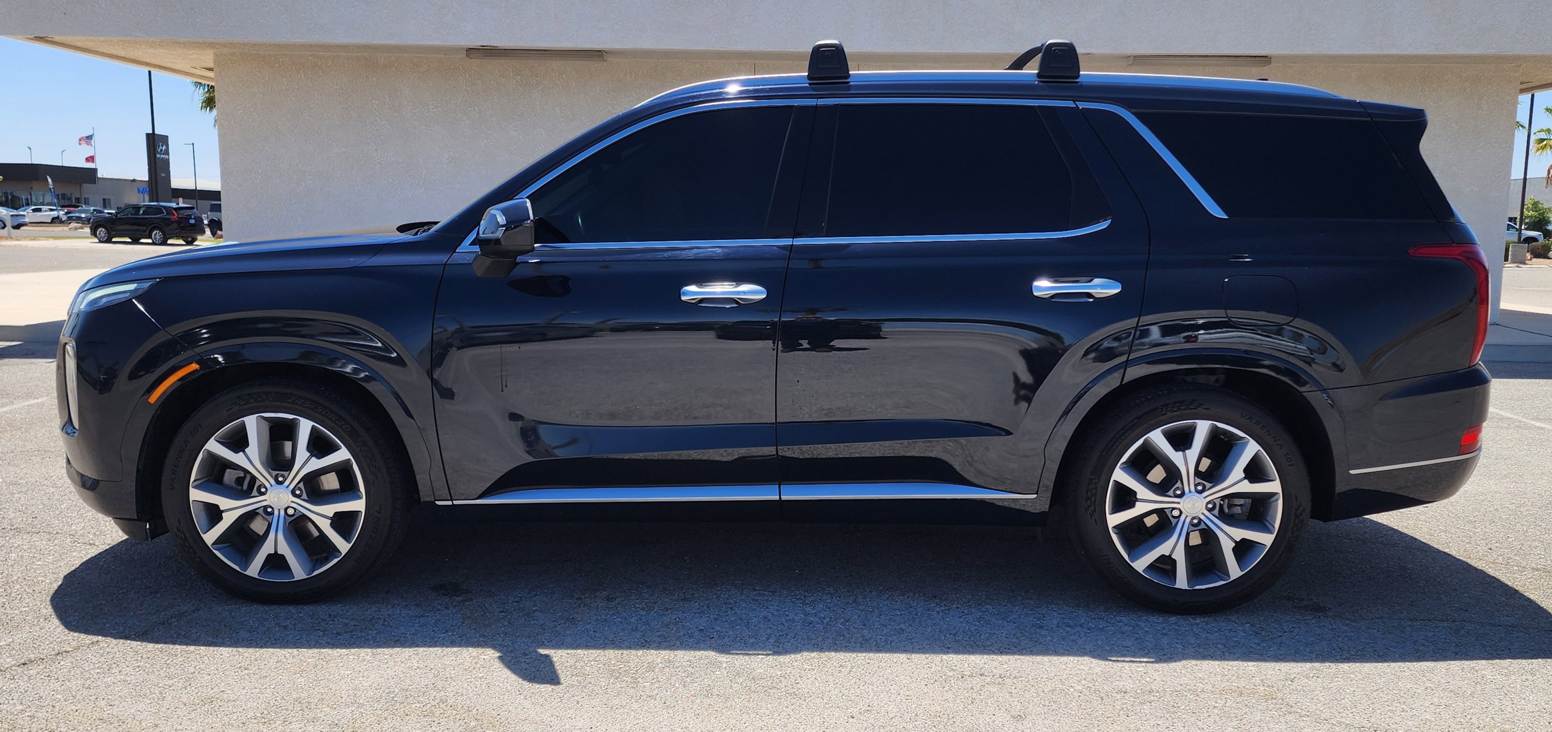 Used 2022 Hyundai Palisade Limited w/ Cargo Package FWD image 8