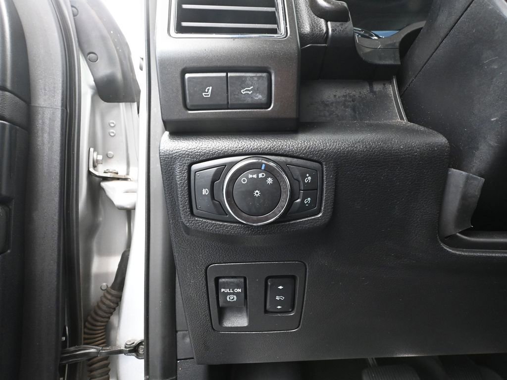 Used 2019 Ford Expedition Limited w/ Equipment Group 303A image 35