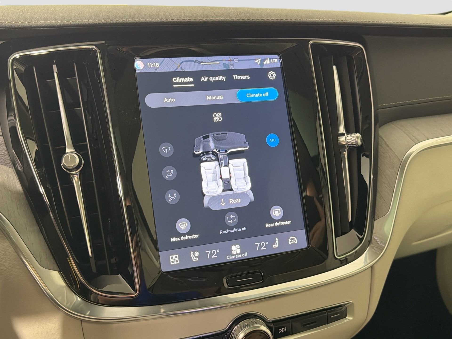 New 2026 Volvo V60 B5 Cross Country Ultra w/ Protection Package Premier image 15