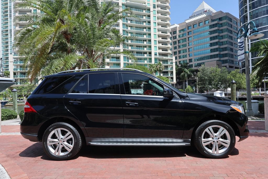 Used 2015 Mercedes-Benz ML 250 BlueTEC 4MATIC image 15