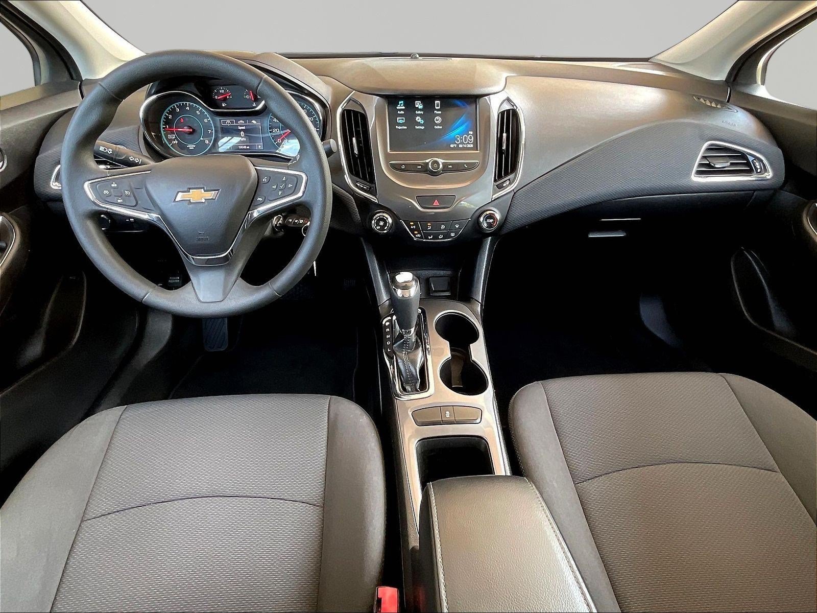 Used 2018 Chevrolet Cruze LT FWD image 7