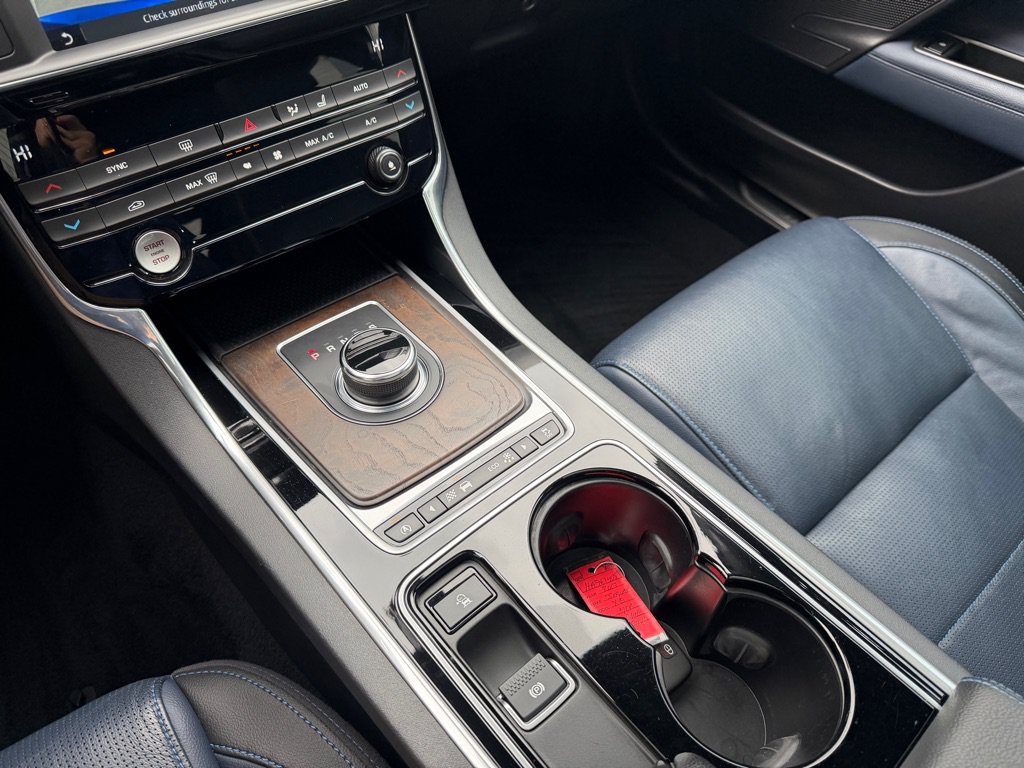 Used 2017 Jaguar XE R-Sport RWD image 21