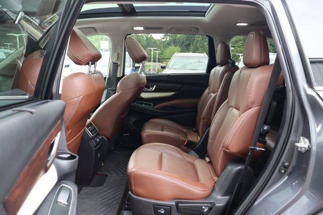 Certified 2022 Subaru Ascent Touring w/ Popular Package #2A AWD/4WD image 22
