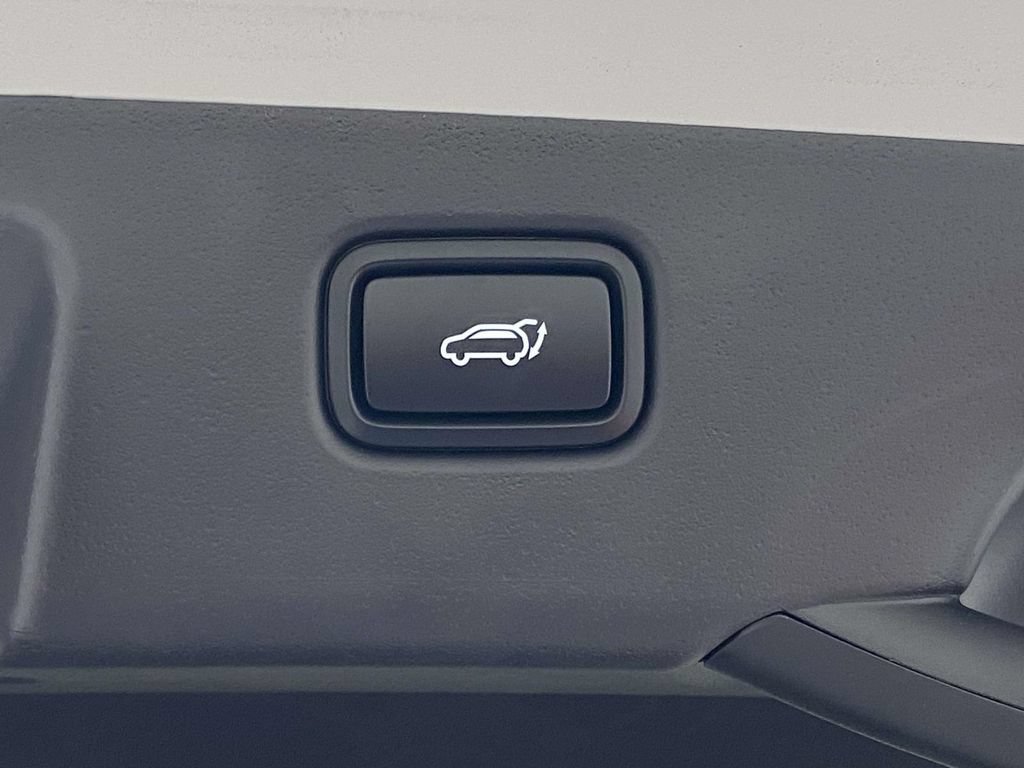 New 2026 Kia Niro Wind FWD image 11