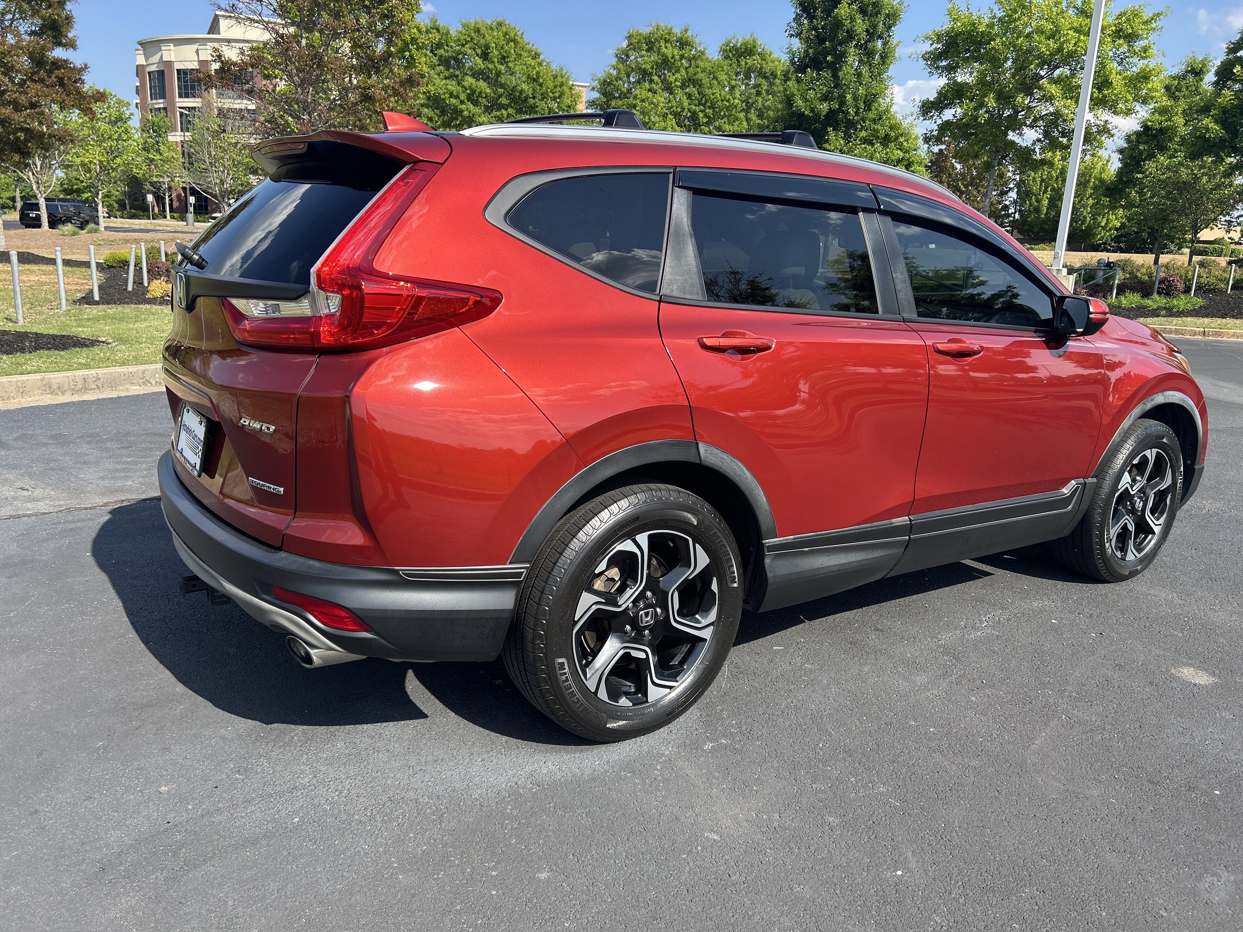 Used 2018 Honda CR-V Touring image 9
