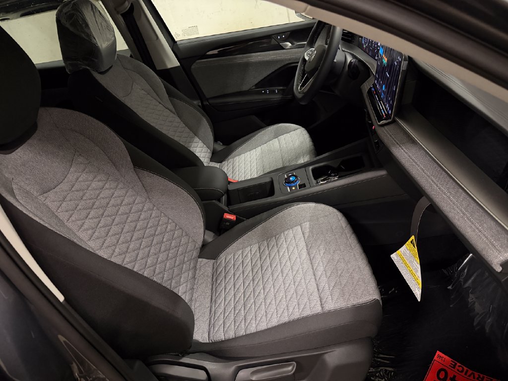 New 2026 Volkswagen Tiguan S FWD image 21