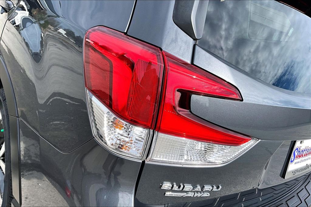 Used 2021 Subaru Forester Limited w/ Popular Package #3 image 23