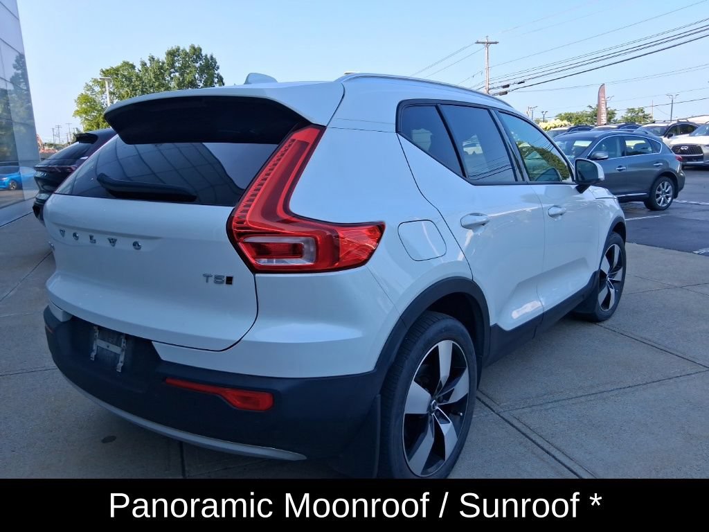Used 2021 Volvo XC40 T5 Momentum w/ Protection Package Premier AWD/4WD image 3