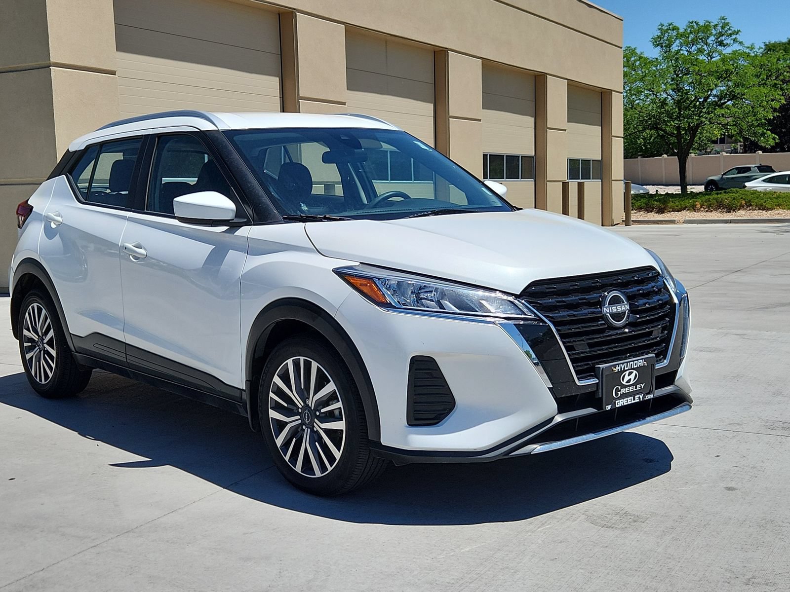 Used 2024 Nissan Kicks SV FWD image 7