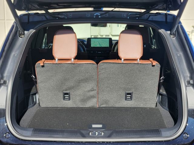 New 2026 Lincoln Aviator Reserve w/ Luxury Package image 17