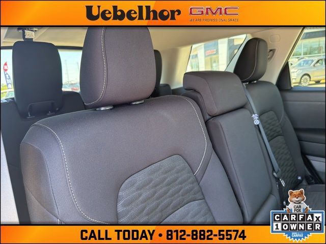 Used 2025 Nissan Pathfinder SV AWD/4WD image 5