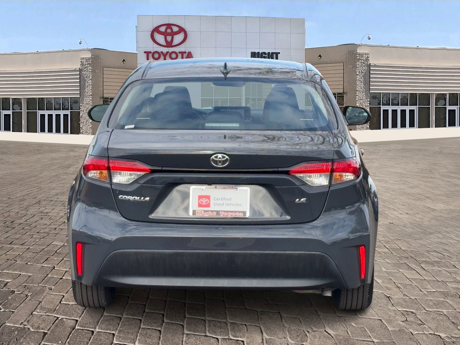 Certified 2025 Toyota Corolla LE w/ Convenience Package image 7