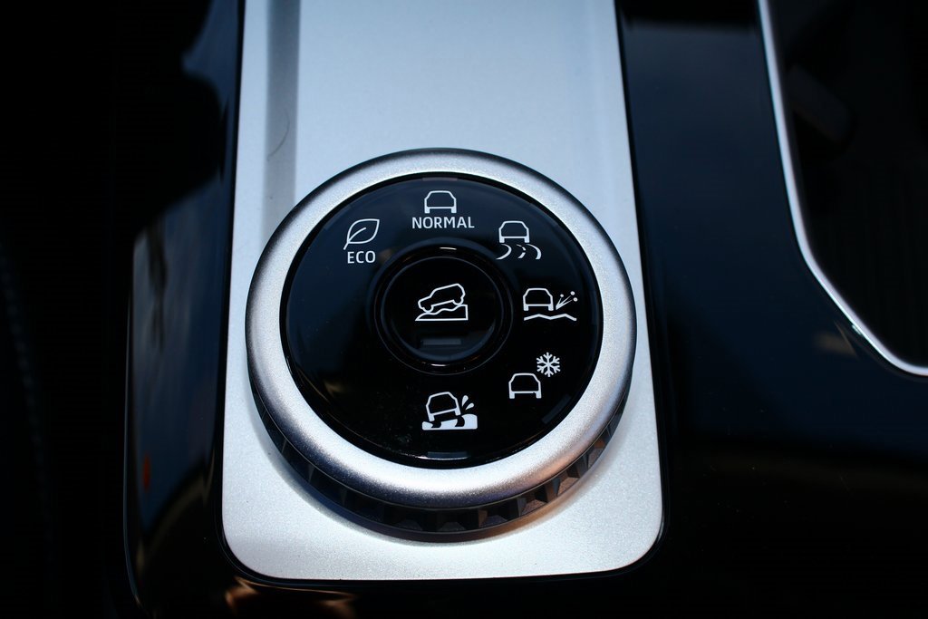 New 2026 Mitsubishi Outlander SE image 20