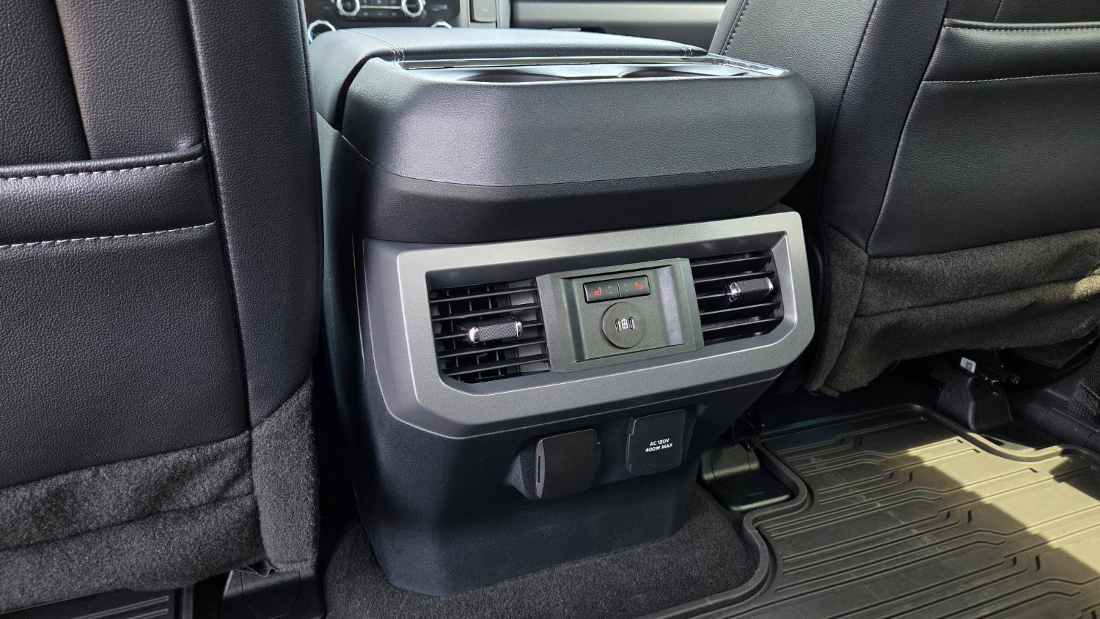 Used 2024 Ford F350 Lariat w/ Chrome Package AWD/4WD image 70