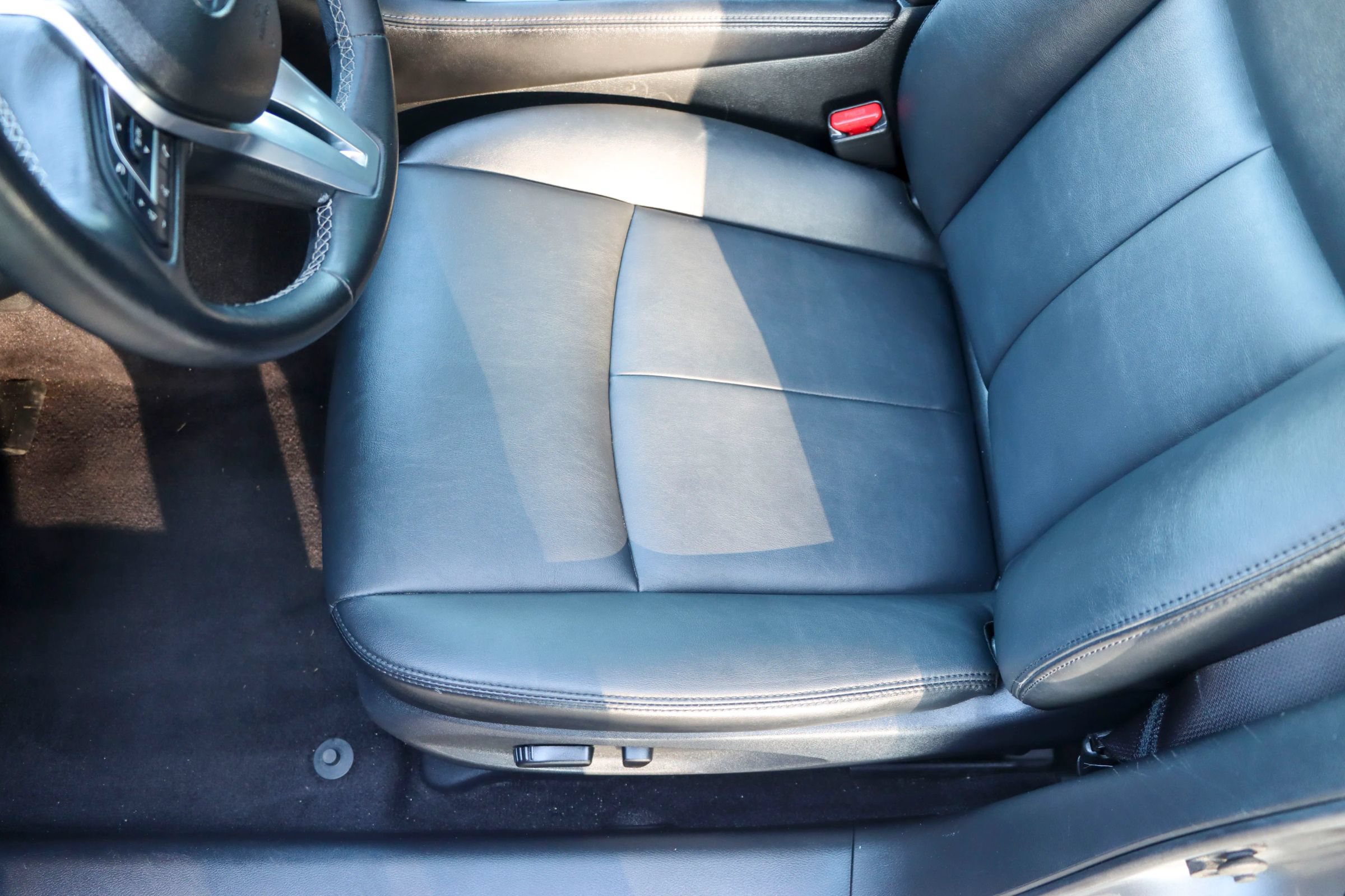 Used 2018 INFINITI Q50 Luxe RWD image 15