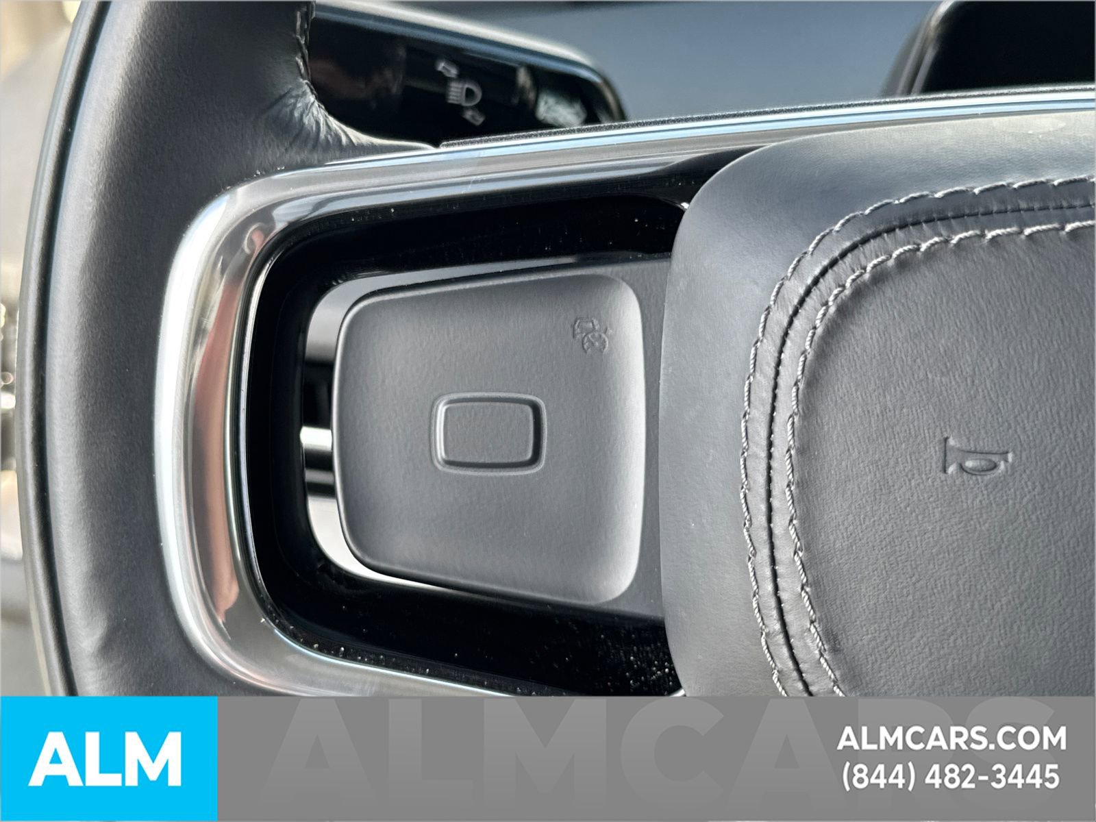 Used 2025 Lincoln Navigator L Reserve AWD/4WD image 31