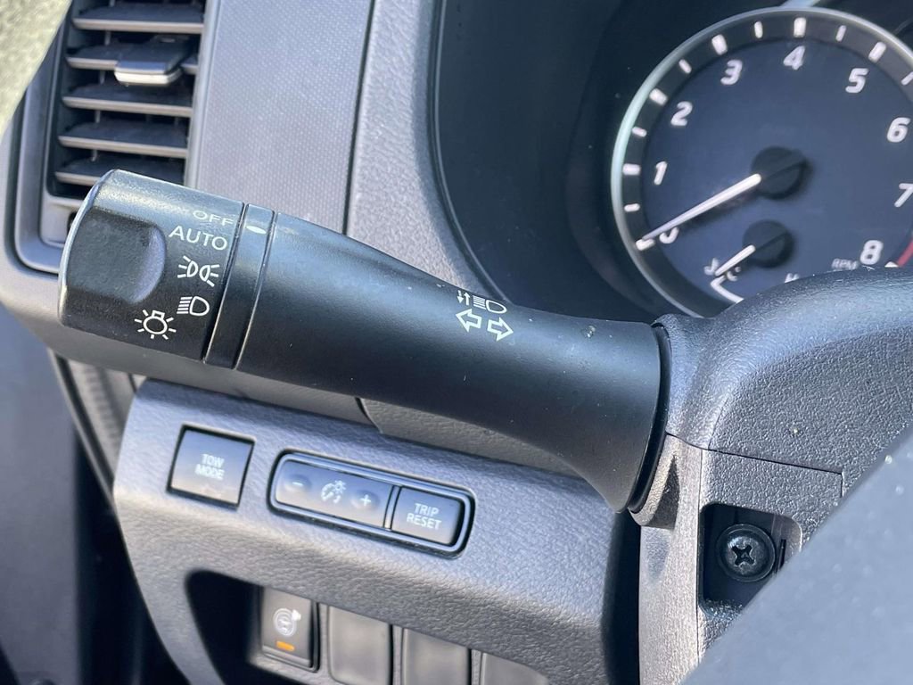 Used 2022 Nissan Frontier S w/ Technology Package image 21