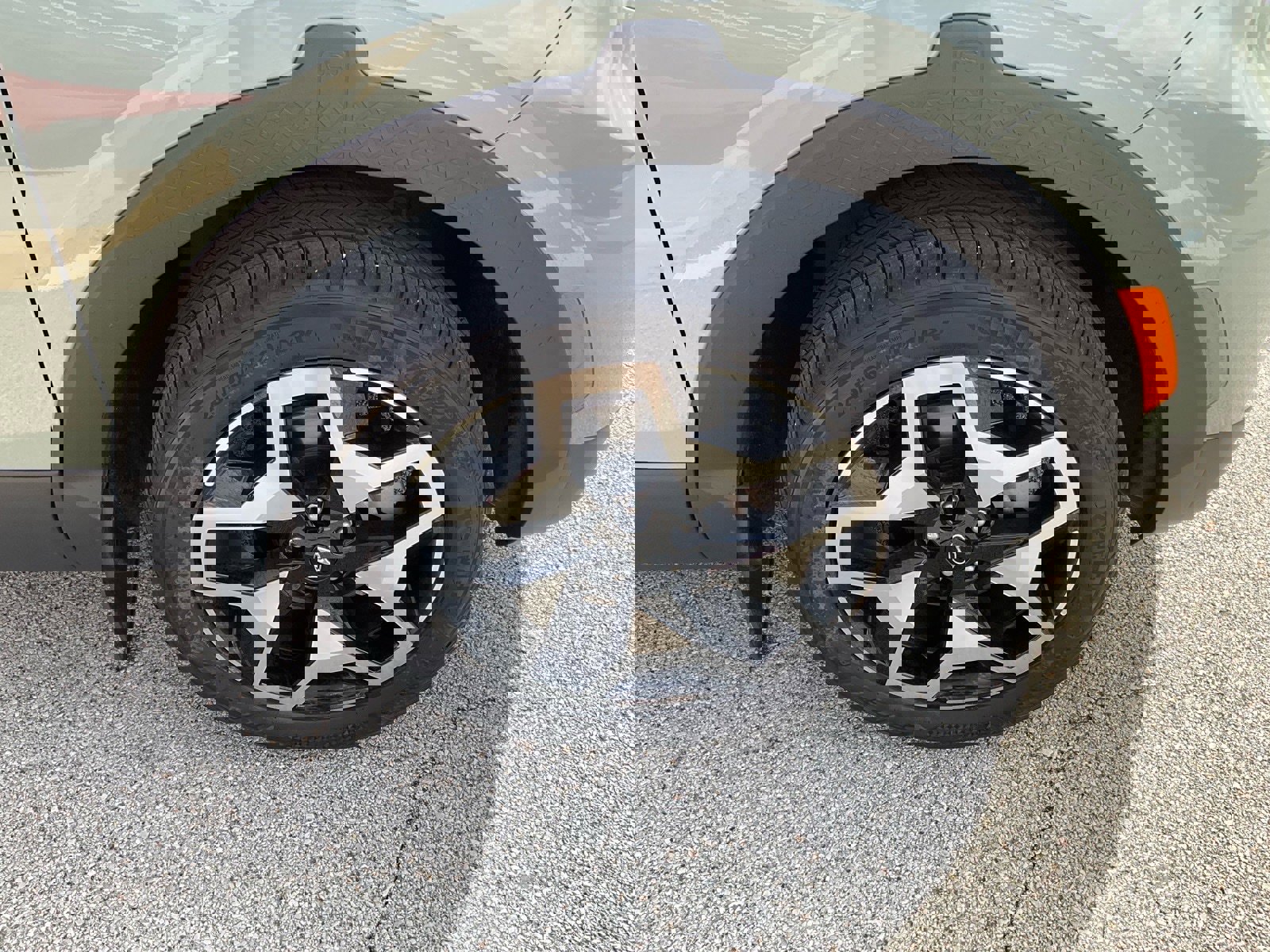 Used 2024 Hyundai Santa Cruz Limited image 27