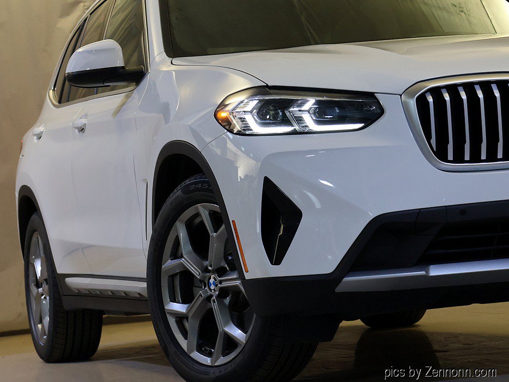 Certified 2024 BMW X3 sDrive30i w/ Premium Package RWD image 4