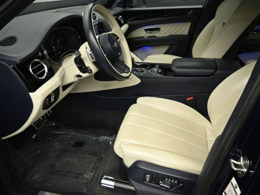 Used 2021 Bentley Bentayga image 10