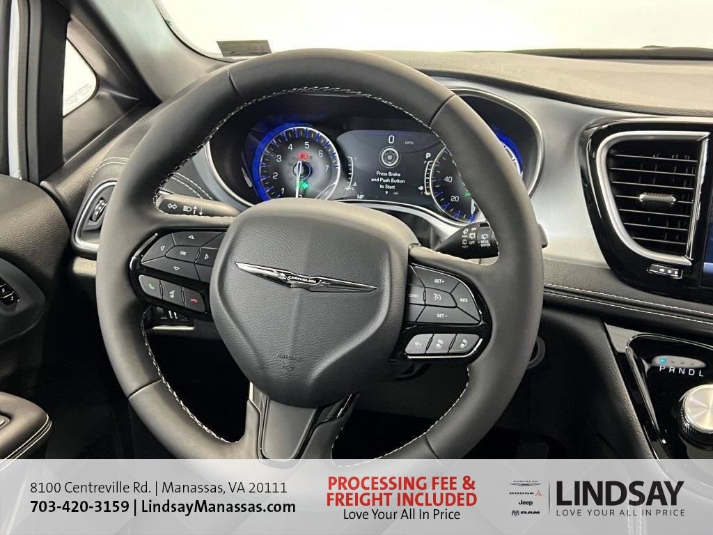 New 2026 Chrysler Pacifica Limited w/ S Appearance Package FWD image 19