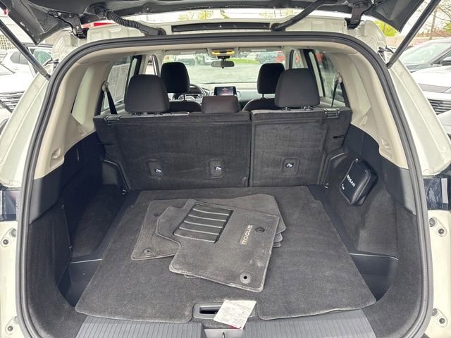 Used 2023 Nissan Rogue SV AWD/4WD image 20