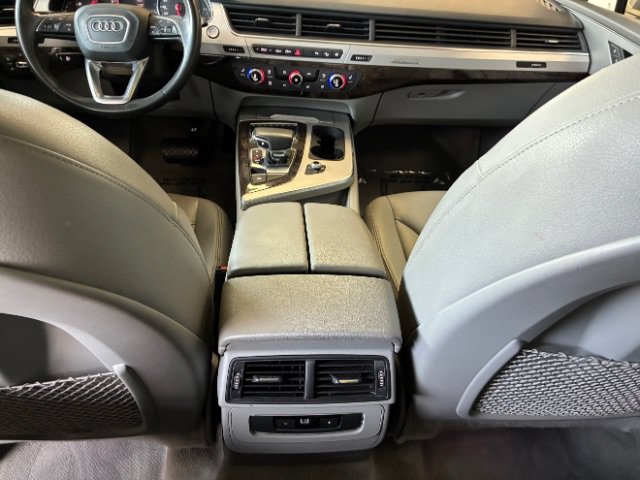 Used 2019 Audi Q7 2.0T Premium w/ Convenience Package AWD/4WD image 29