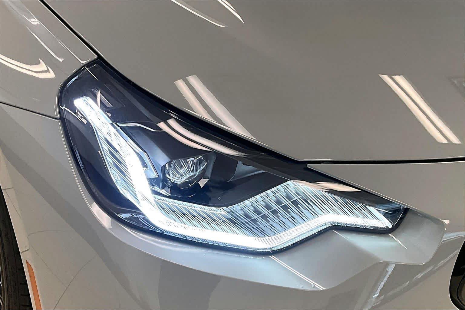 Used 2024 BMW M240i Coupe w/ Premium Package RWD image 25
