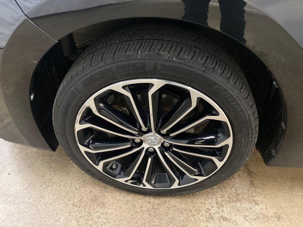 Used 2016 Toyota Corolla S FWD image 17