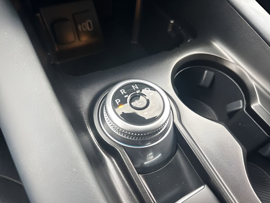 Used 2025 Ford Explorer ST-Line w/ ST-Line Street Pack image 17