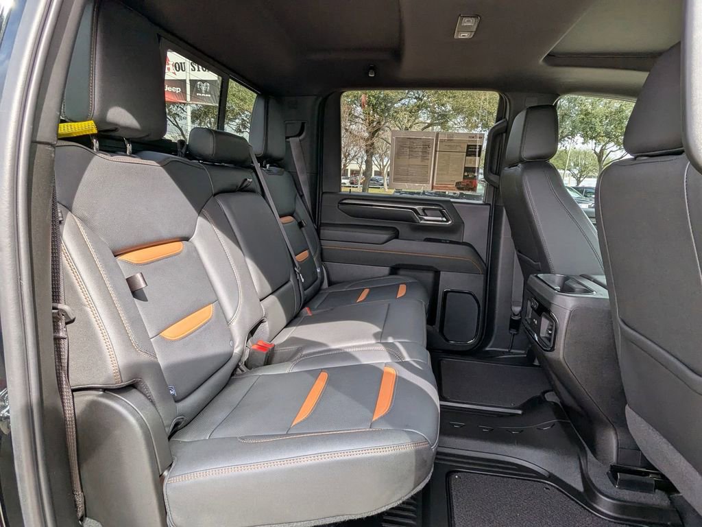 Used 2024 GMC Sierra 2500 AT4 w/ AT4 Premium Plus Package image 29
