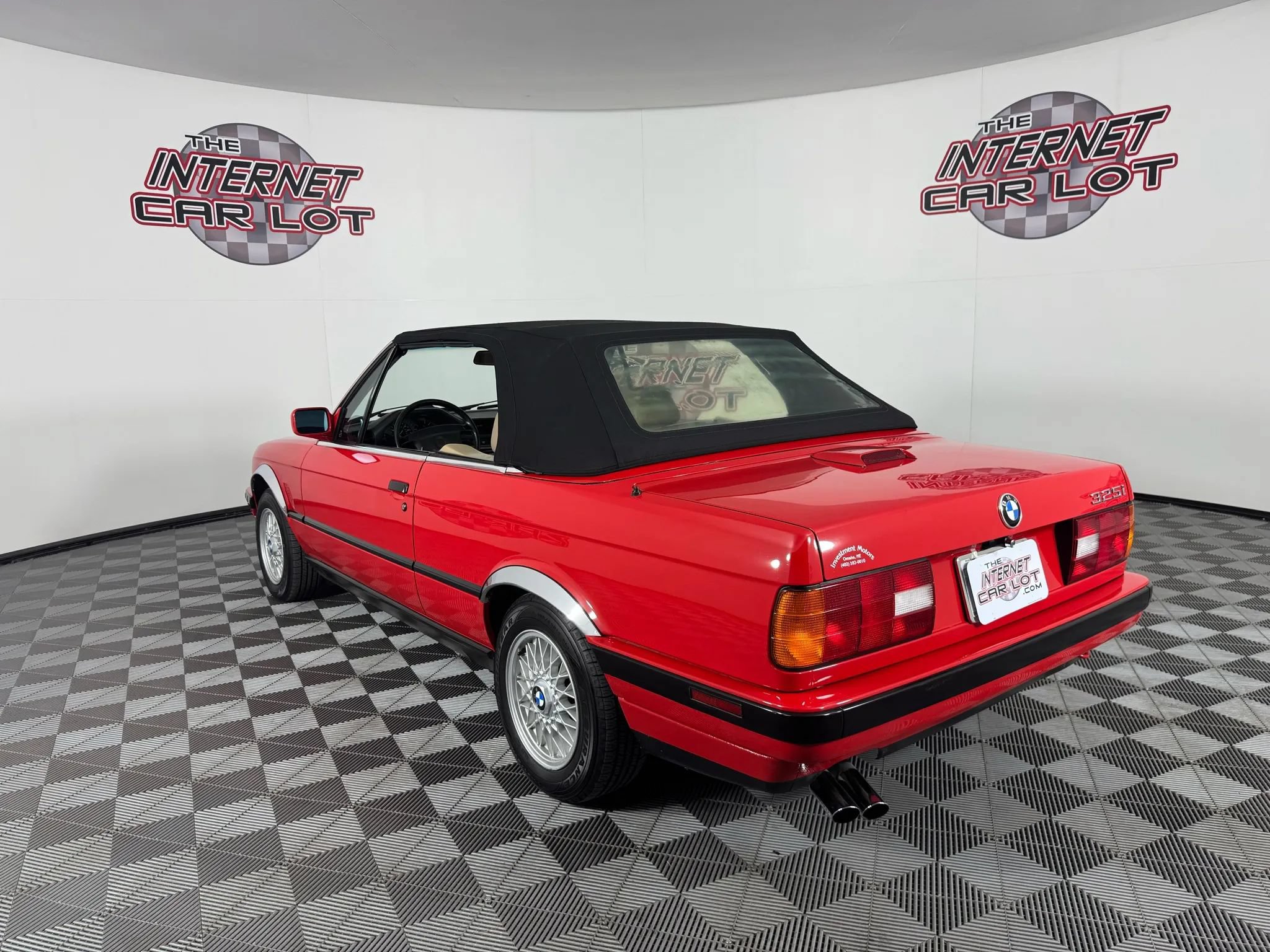Used 1991 BMW 325i Convertible RWD image 15