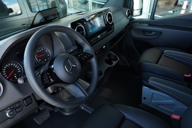 New 2025 Mercedes-Benz Sprinter 2500 image 2