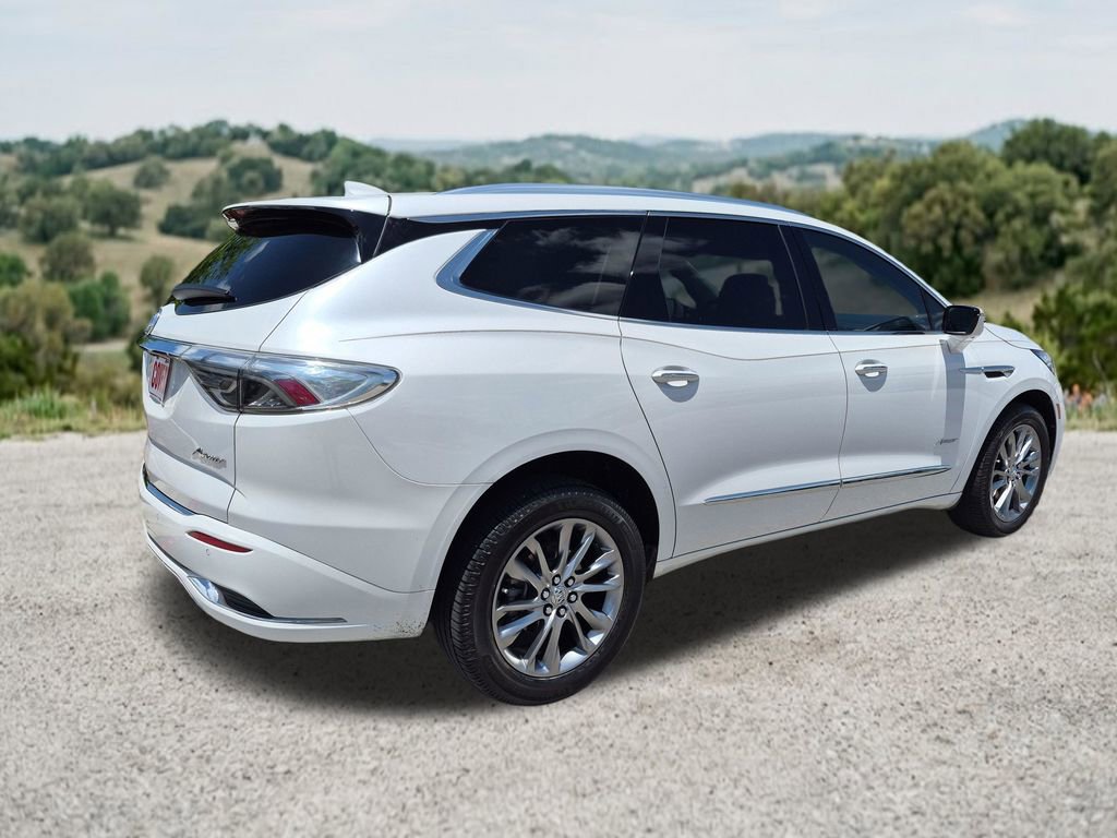 Used 2023 Buick Enclave Avenir w/ Avenir Technology Package FWD image 10