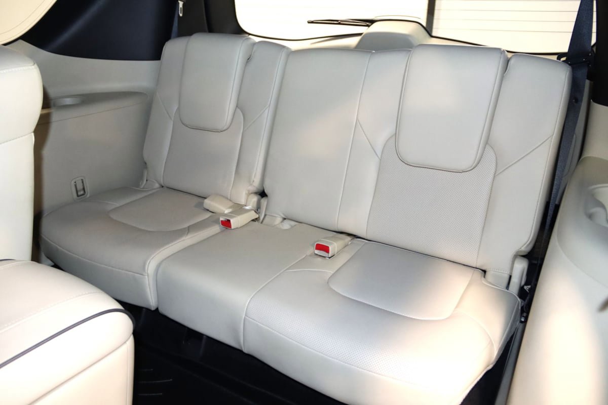 Used 2024 INFINITI QX80 Sensory AWD/4WD image 23