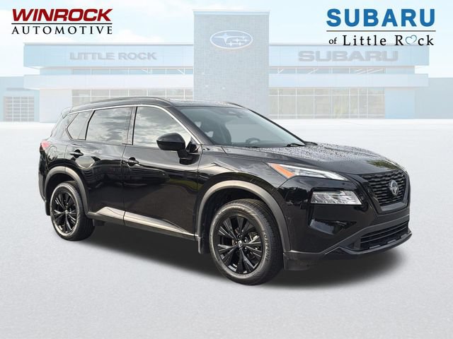 Used 2023 Nissan Rogue SV w/ SV Premium B Package FWD image 1