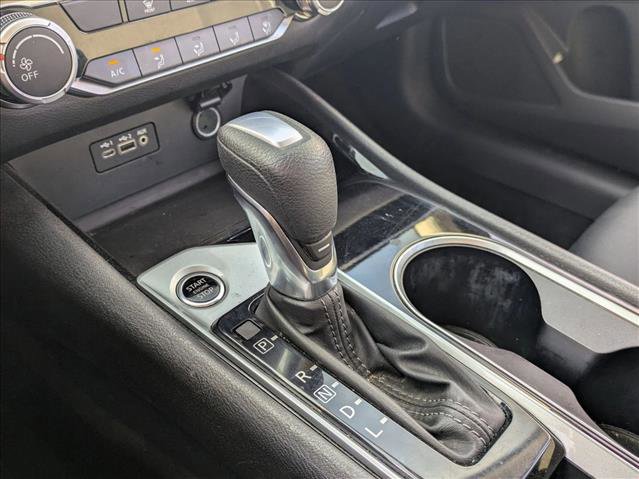 Used 2024 Nissan Altima 2.5 SV image 11