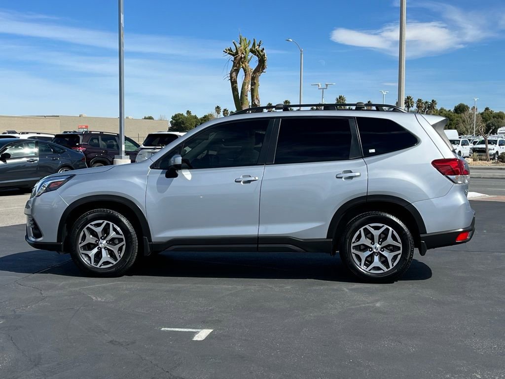 Used 2022 Subaru Forester Premium w/ Popular Package #1 image 6