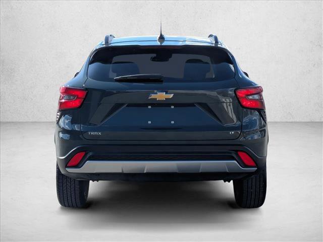 Used 2025 Chevrolet Trax LT image 7