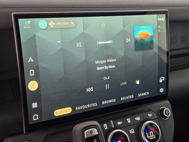 New 2026 Land Rover Defender 110 X-Dynamic SE AWD/4WD image 24