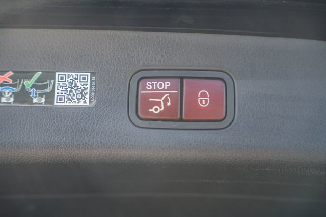 Used 2024 Mercedes-Benz GLC 43 AMG 4MATIC image 12