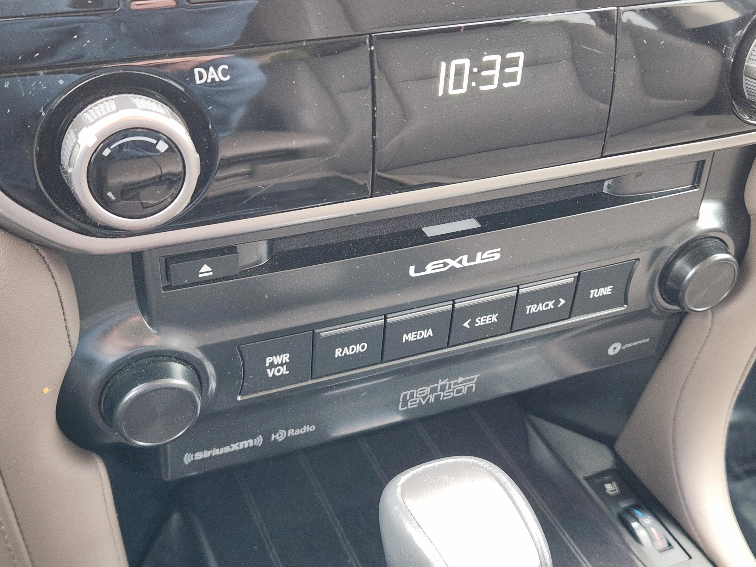 Used 2022 Lexus GX 460 Premium w/ Accessory Package AWD/4WD image 12