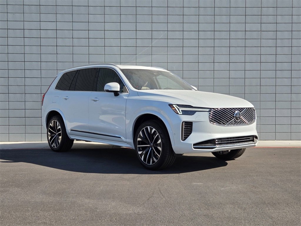 New 2026 Volvo XC90 B6 Plus w/ Protection Package Premier image 3