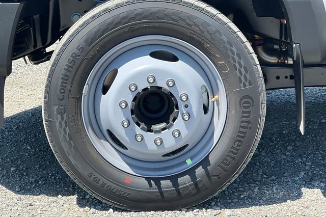 New 2026 Ford F550 2WD Regular Cab Super Duty image 22