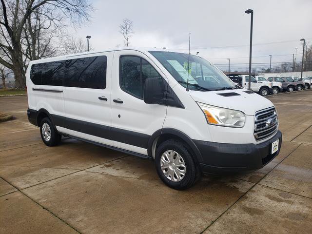 Used 2015 Ford Transit 350 XLT image 3